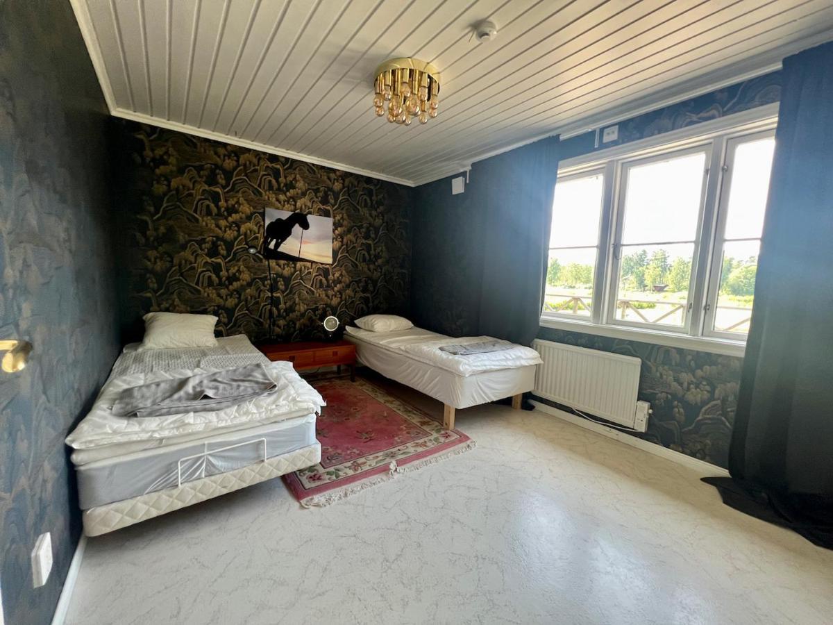 הוילה Östhammar Idylliskt Hus Med Sjoeutsikt. מראה חיצוני תמונה